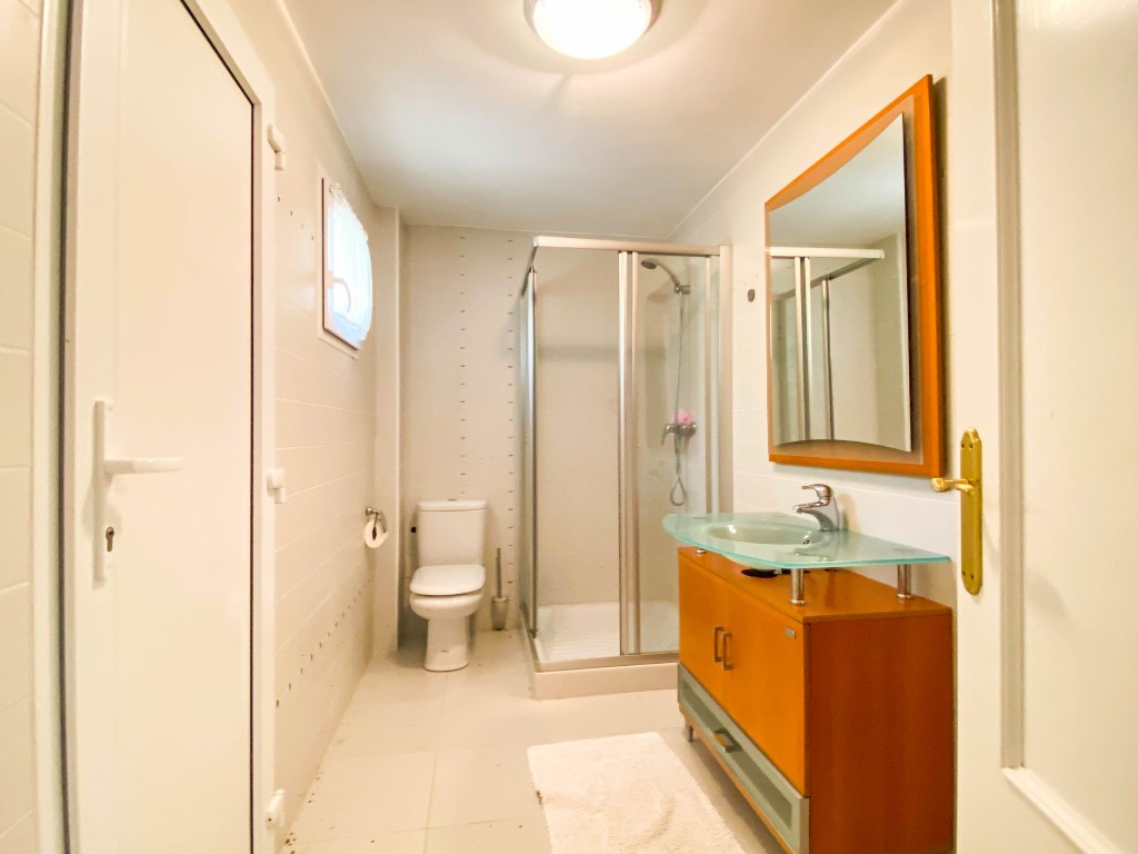 Appartement te koop in Villamartin | 7 slaapkamers H5486842