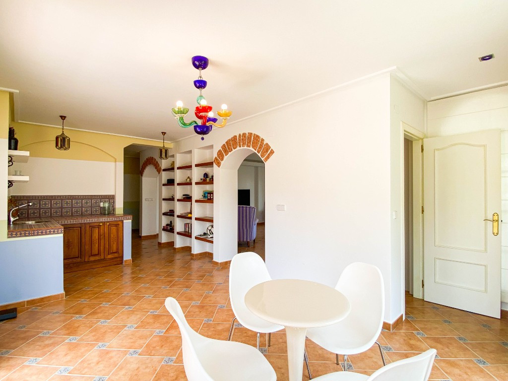 Appartement te koop in Villamartin | 7 slaapkamers H5486842