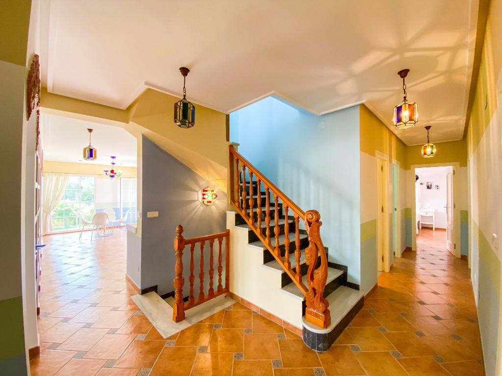 Appartement te koop in Villamartin | 7 slaapkamers H5486842