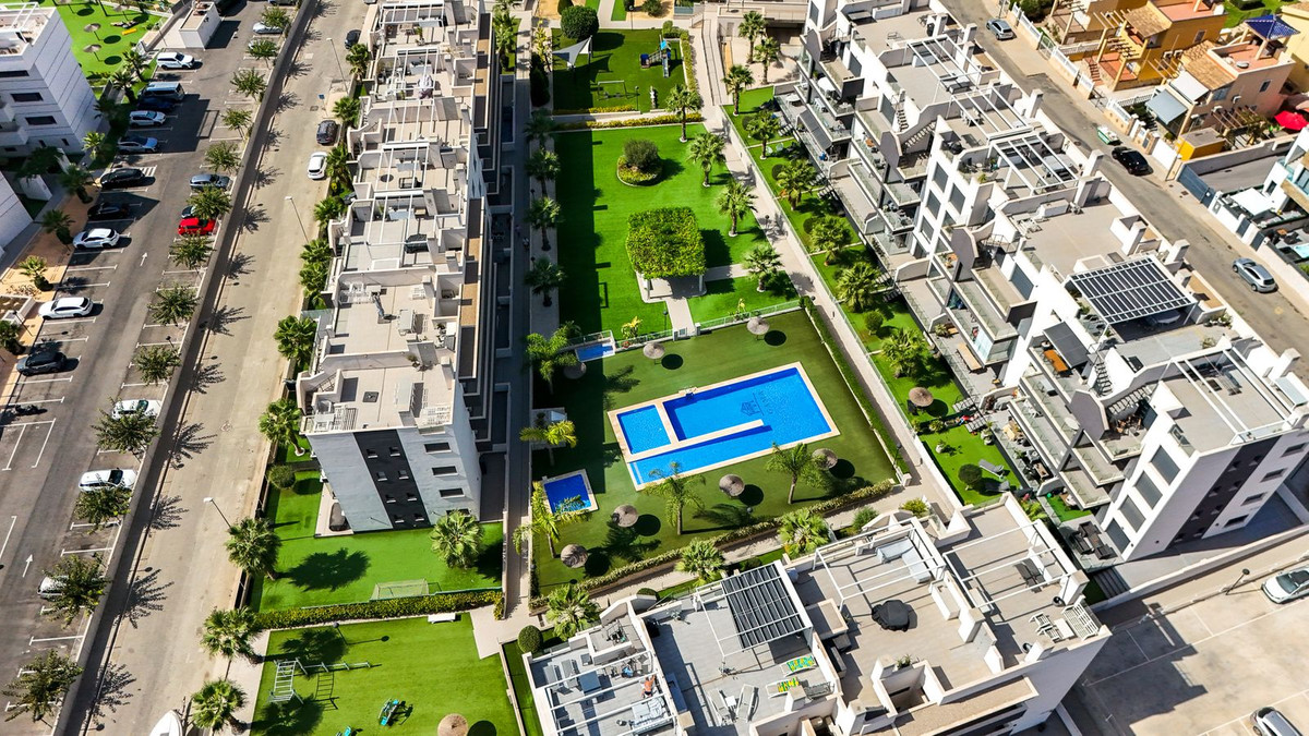 Penthouse te koop in Villamartin | 2 slaapkamers H5486959