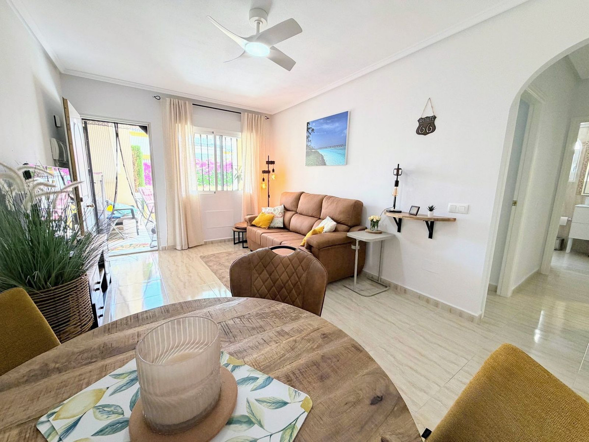 Appartement te koop in Villamartin | 2 slaapkamers H5493904