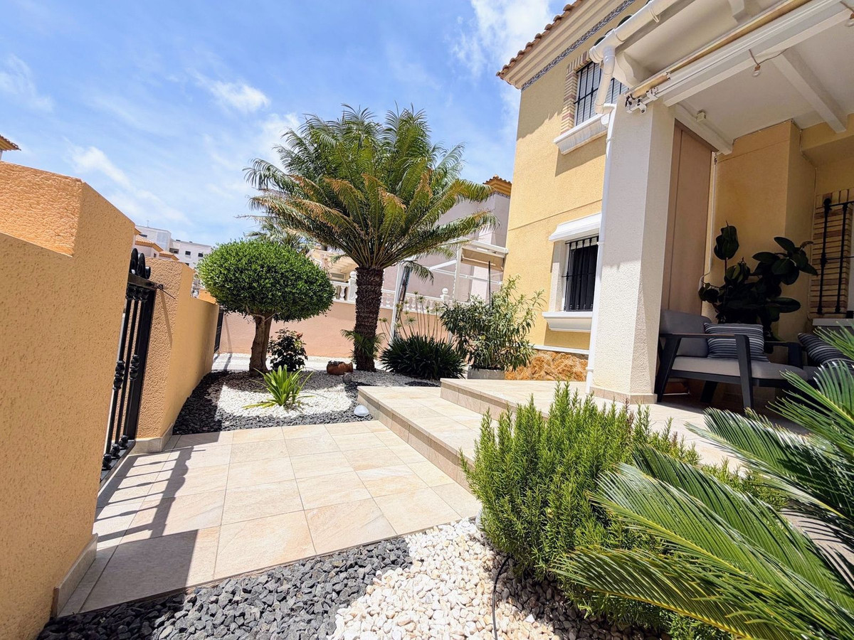 Appartement te koop in Villamartin | 2 slaapkamers H5493904