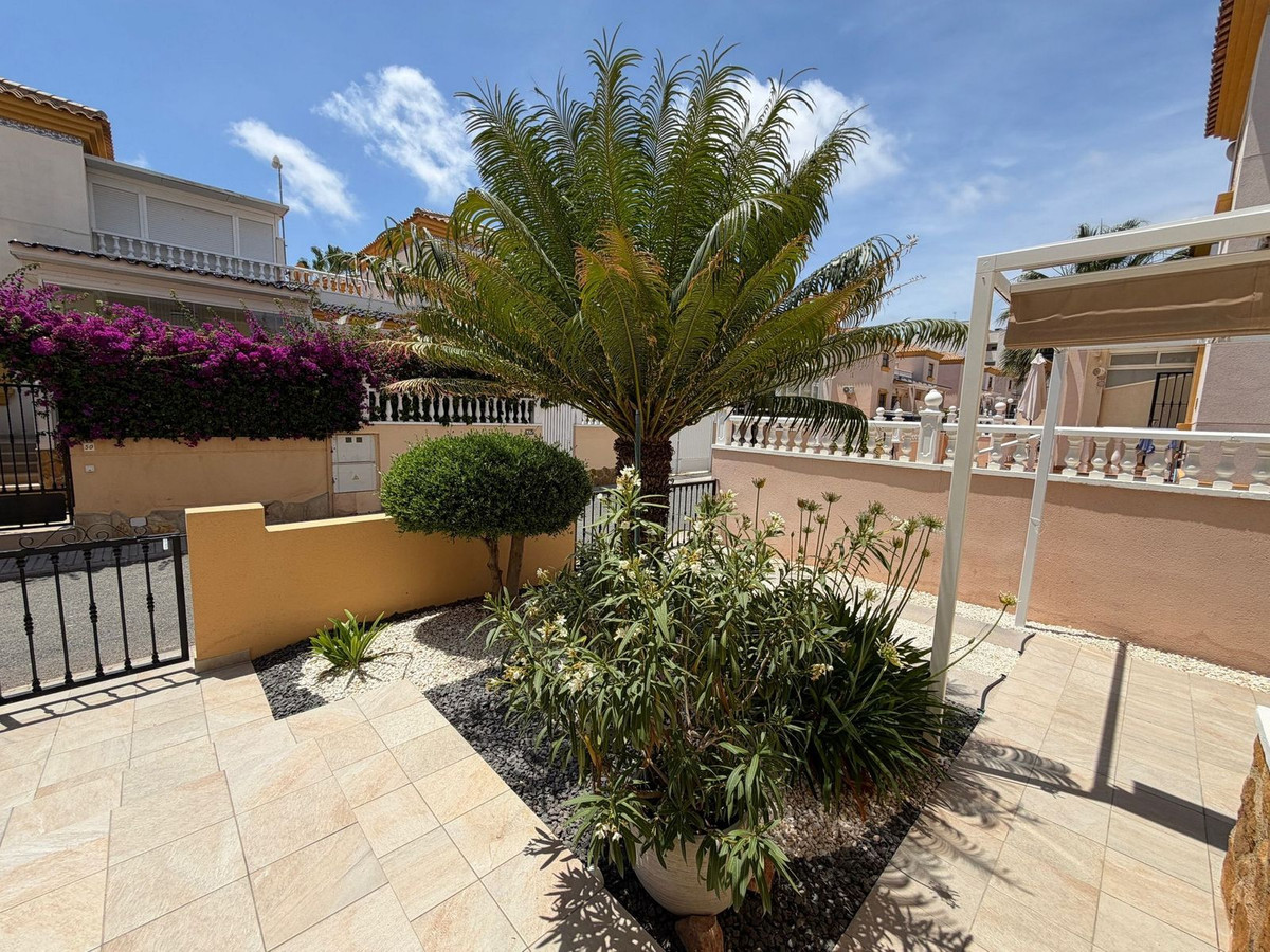 Appartement te koop in Villamartin | 2 slaapkamers H5493904