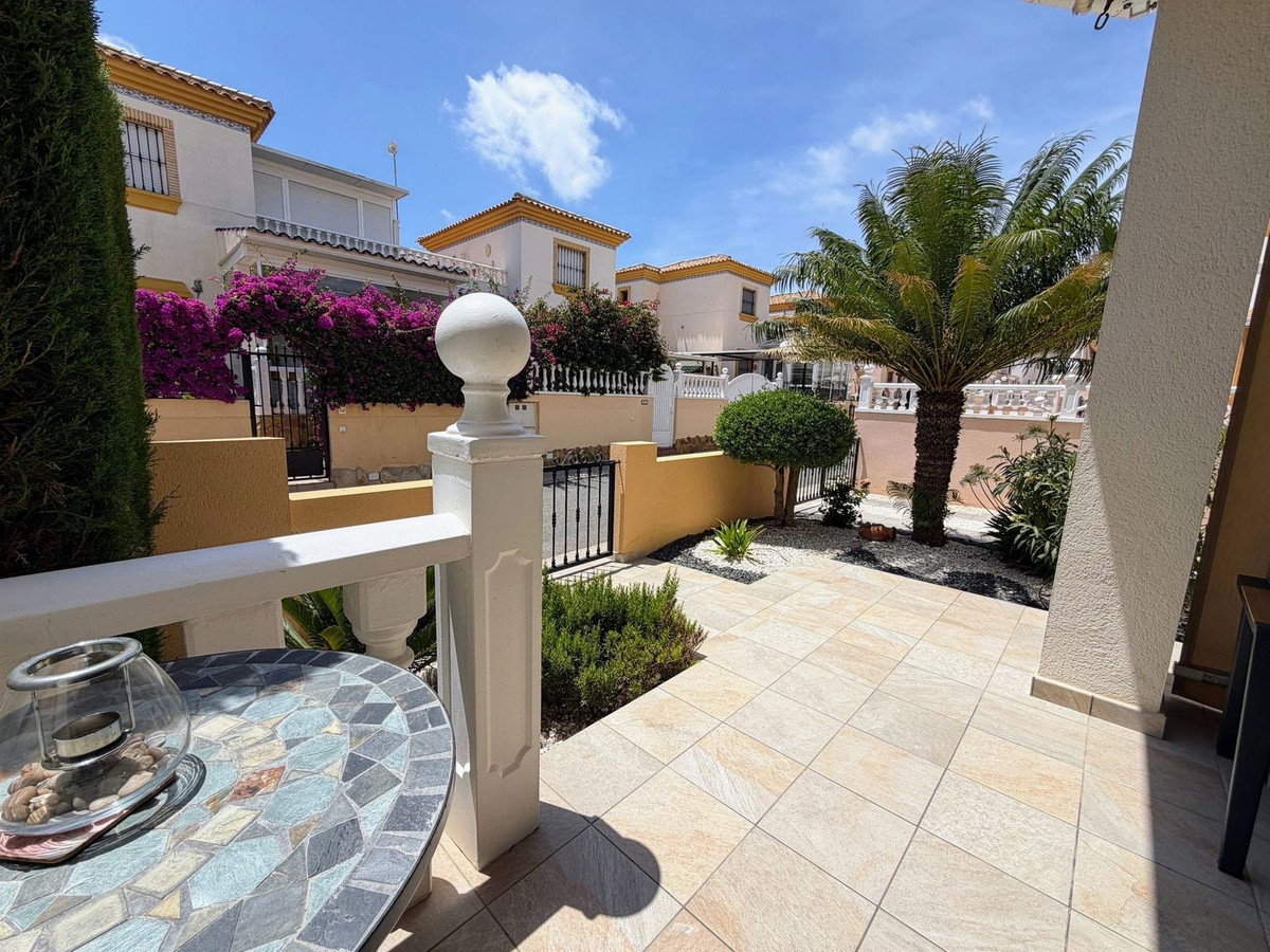 Appartement te koop in Villamartin | 2 slaapkamers H5493904