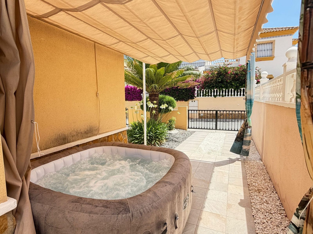 Appartement te koop in Villamartin | 2 slaapkamers H5493904
