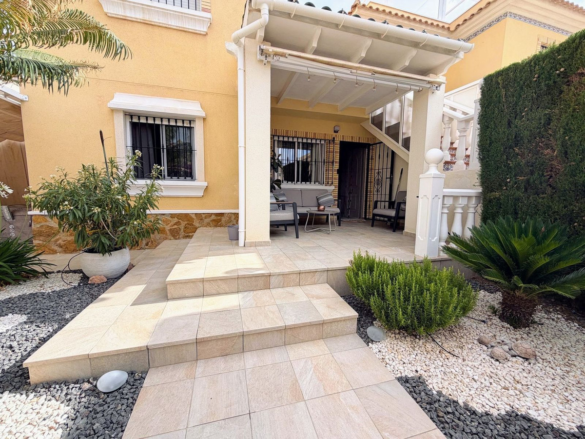 Appartement te koop in Villamartin | 2 slaapkamers H5493904