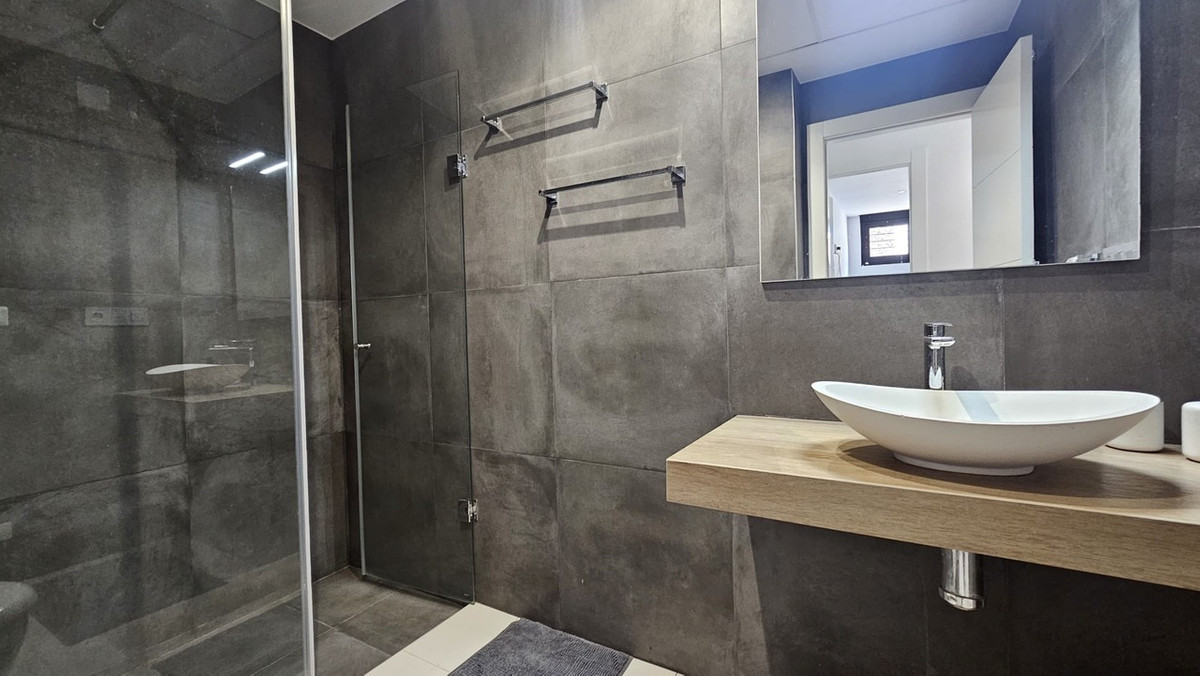 Huis te koop in Villamartin | 6 slaapkamers H5494570