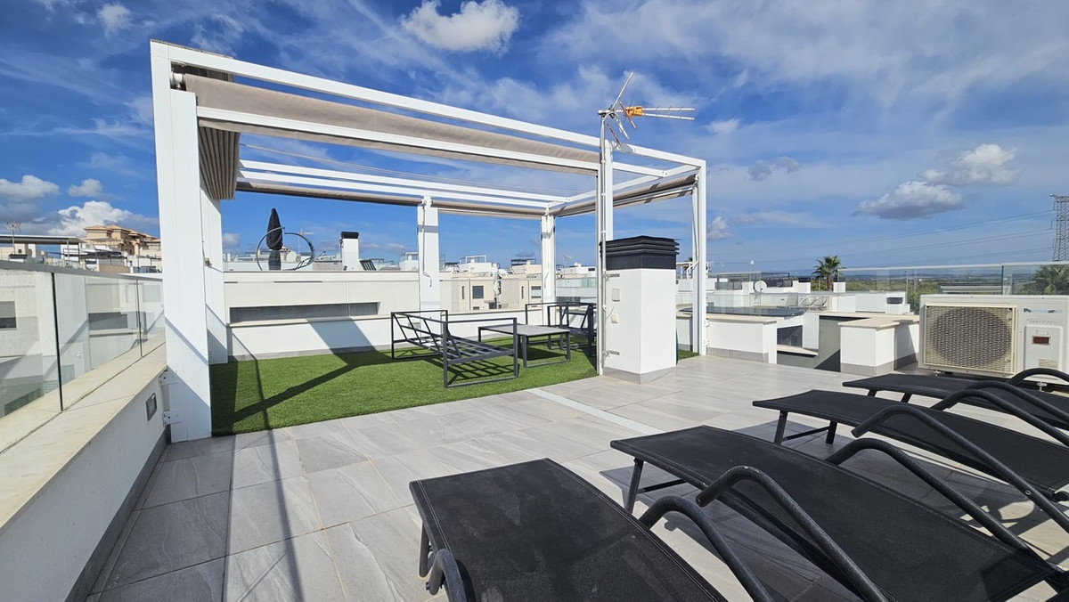 Huis te koop in Villamartin | 6 slaapkamers H5494570