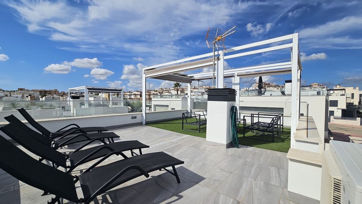 Huis te koop in Villamartin | 6 slaapkamers H5494570