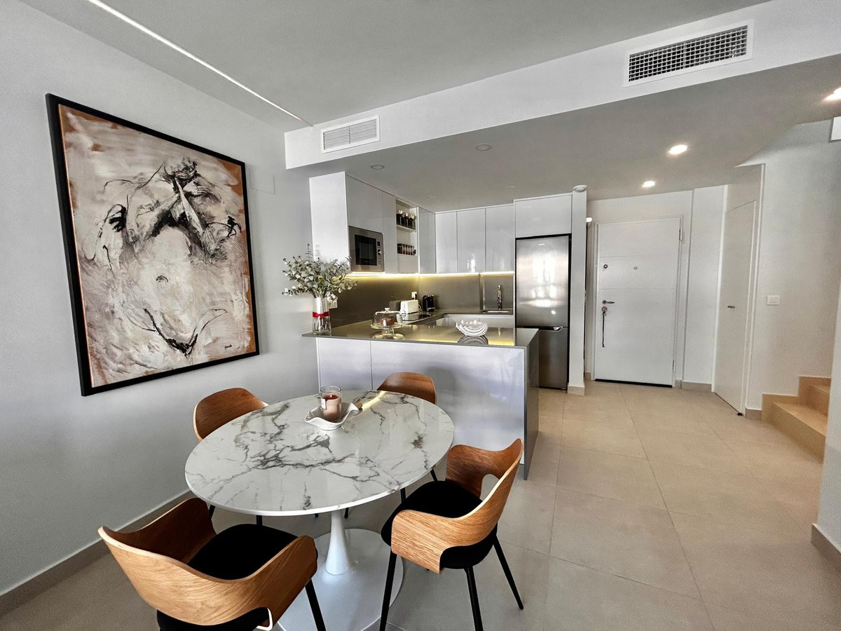Penthouse te koop in Villamartin | 3 slaapkamers H5497045