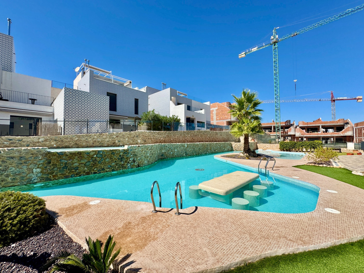 Appartement te koop in Villamartin | 2 slaapkamers H5498641