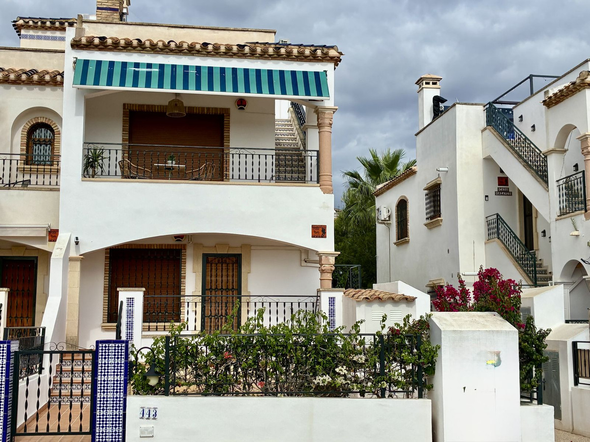 Penthouse te koop in Villamartin | 2 slaapkamers H5517613