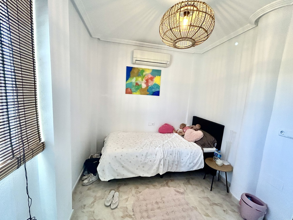 Huis te koop in Villamartin | 4 slaapkamers H5519503