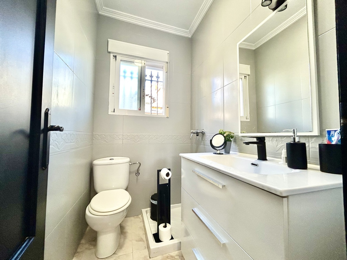 Huis te koop in Villamartin | 4 slaapkamers H5519503
