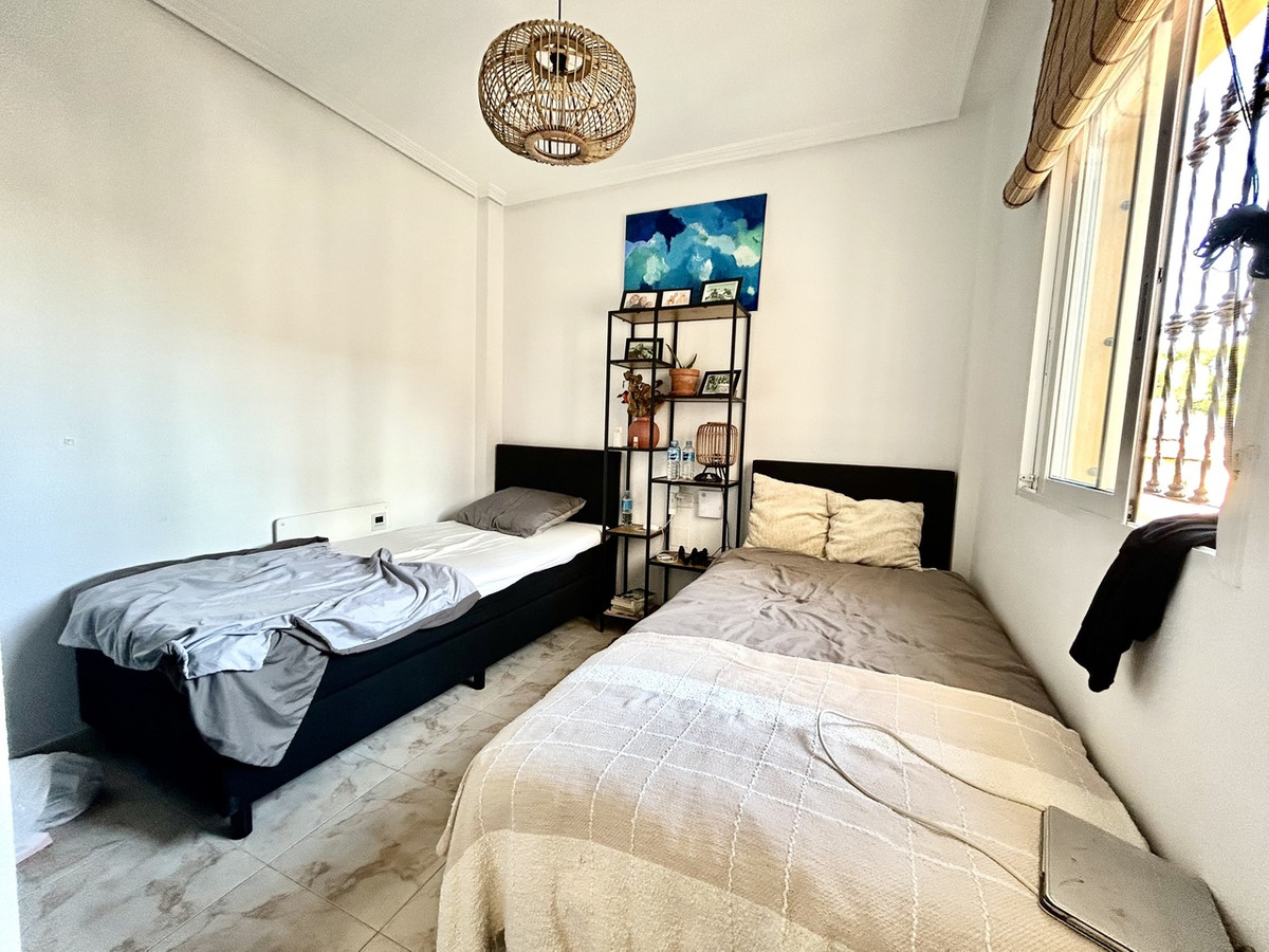 Huis te koop in Villamartin | 4 slaapkamers H5519503