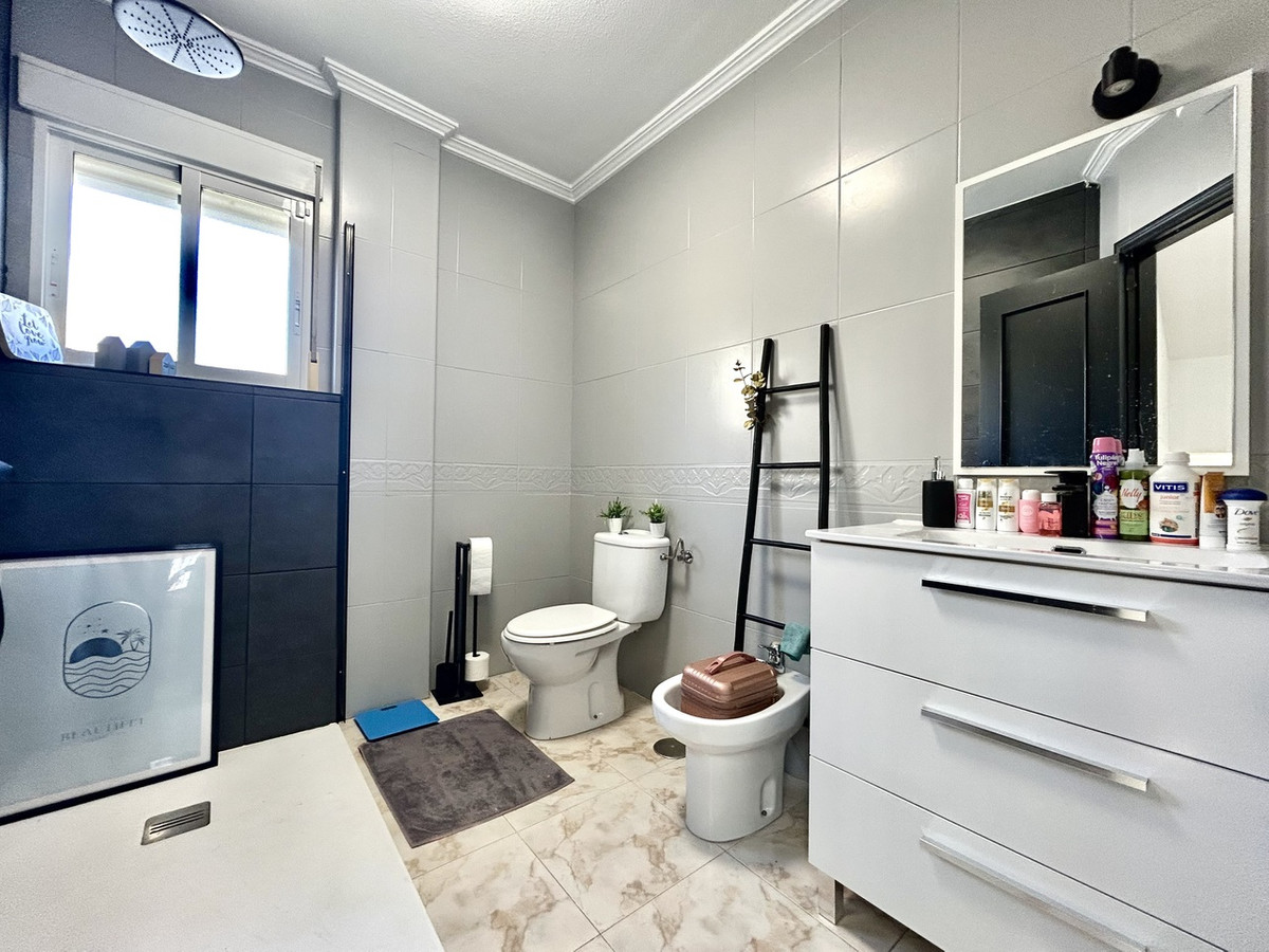 Huis te koop in Villamartin | 4 slaapkamers H5519503