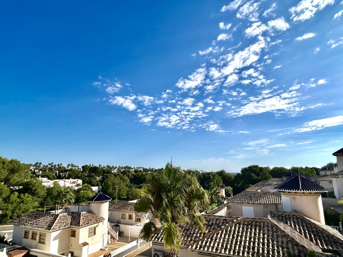 Huis te koop in Villamartin | 4 slaapkamers H5519503