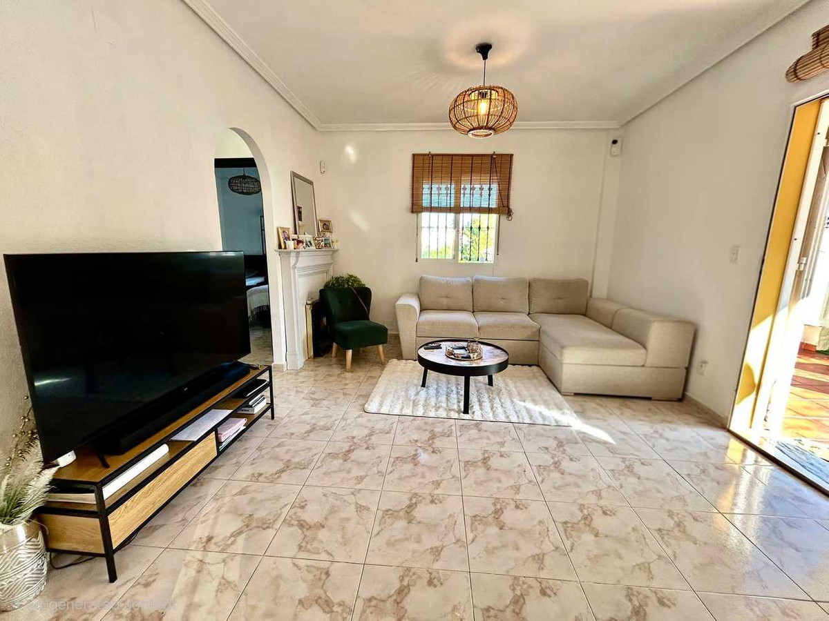 Huis te koop in Villamartin | 4 slaapkamers H5519503