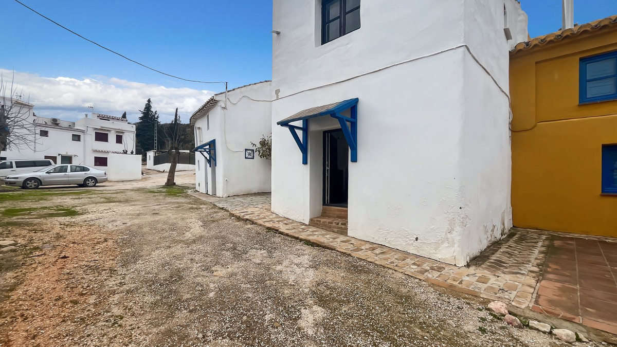 Appartement te koop in Villanueva del Rosario | 9 slaapkamers H5287831