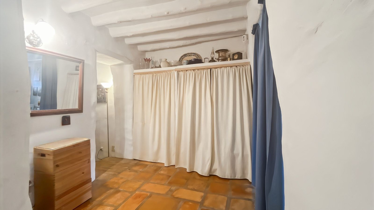 Appartement te koop in Villanueva del Rosario | 9 slaapkamers H5287831