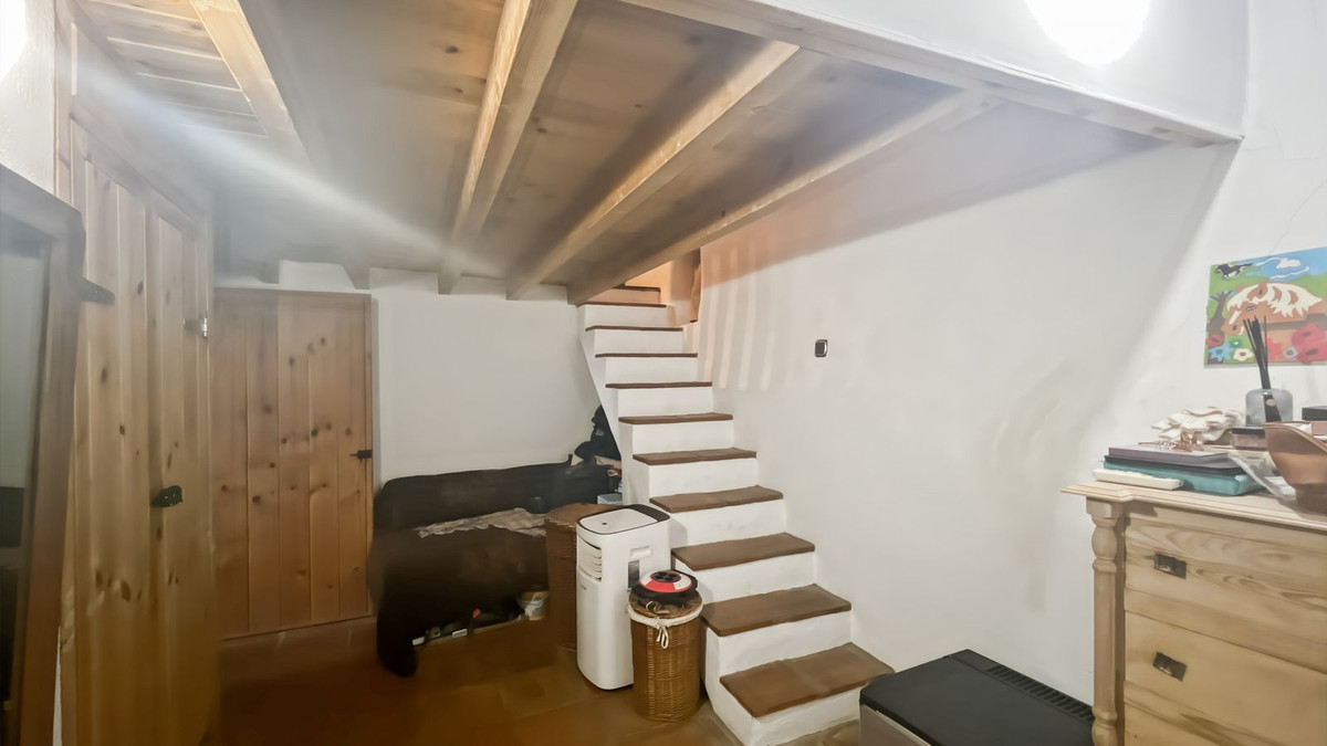 Appartement te koop in Villanueva del Rosario | 9 slaapkamers H5287831