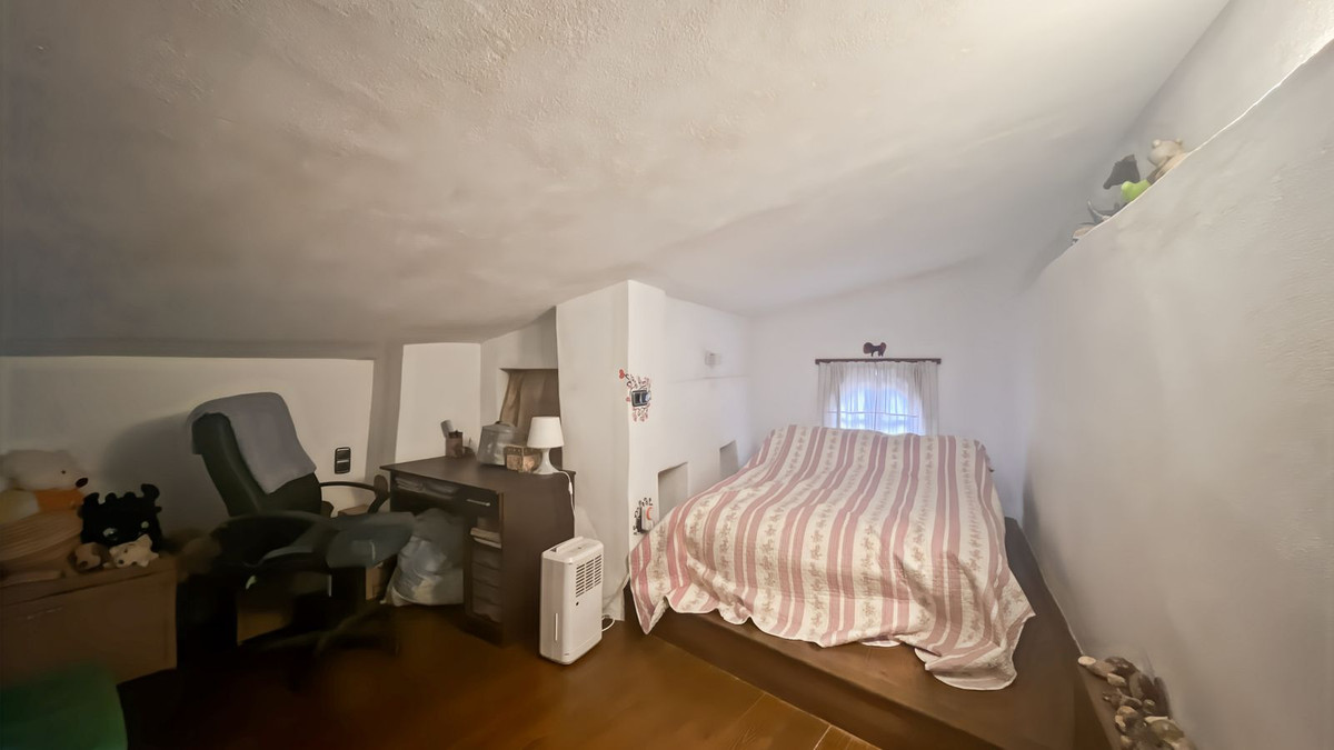 Appartement te koop in Villanueva del Rosario | 9 slaapkamers H5287831