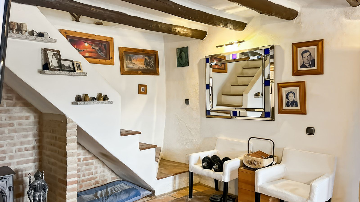 Appartement te koop in Villanueva del Rosario | 9 slaapkamers H5287831