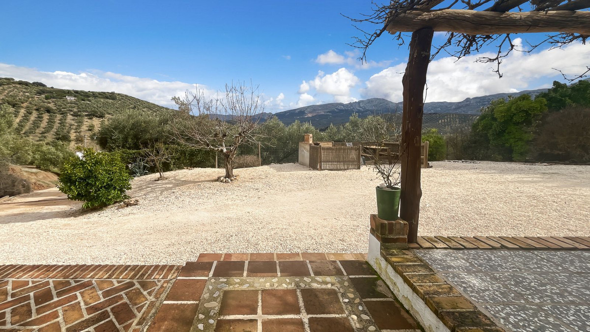 Appartement te koop in Villanueva del Rosario | 9 slaapkamers H5287831