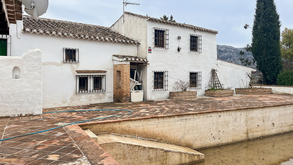 Appartement te koop in Villanueva del Rosario | 9 slaapkamers H5287831