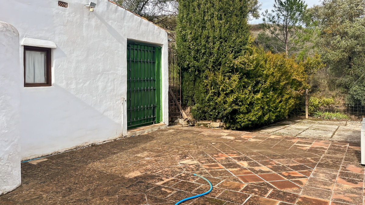 Appartement te koop in Villanueva del Rosario | 9 slaapkamers H5287831