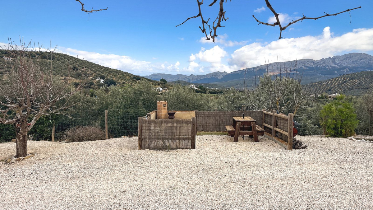 Appartement te koop in Villanueva del Rosario | 9 slaapkamers H5287831