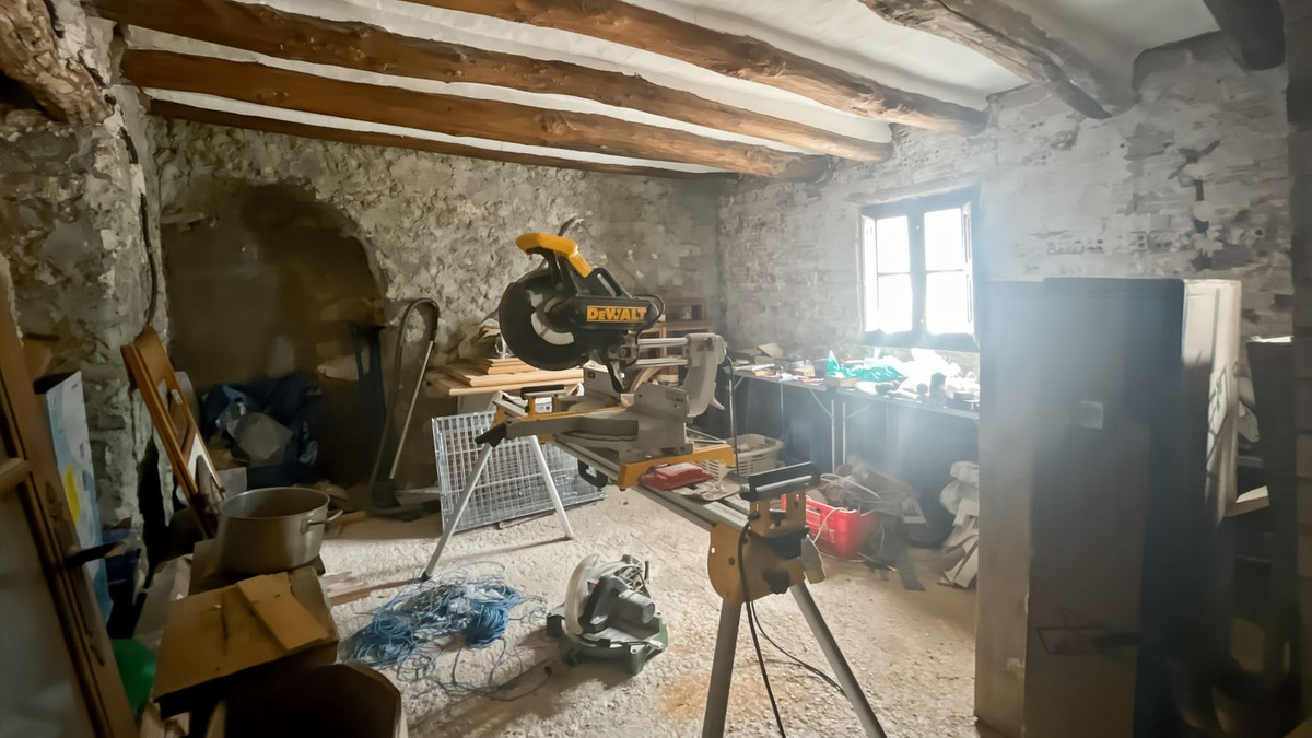 Appartement te koop in Villanueva del Rosario | 9 slaapkamers H5287831