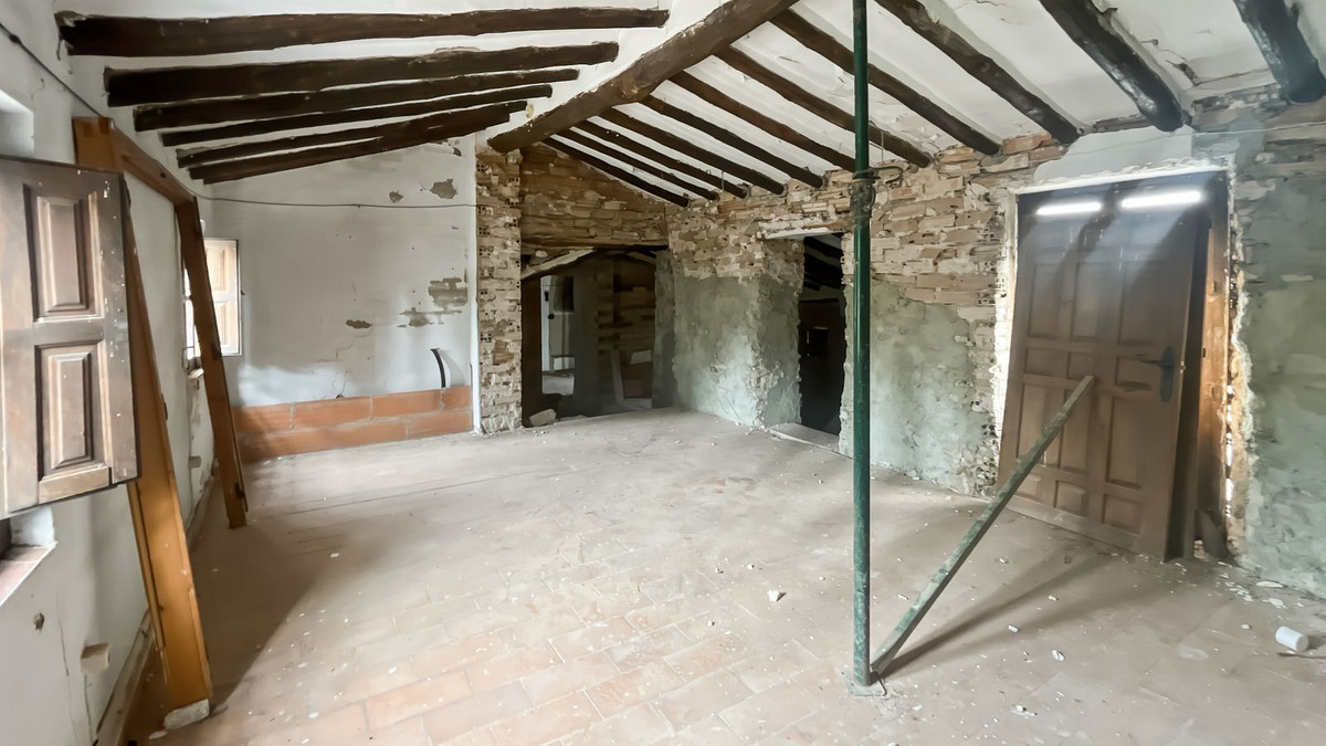 Appartement te koop in Villanueva del Rosario | 9 slaapkamers H5287831