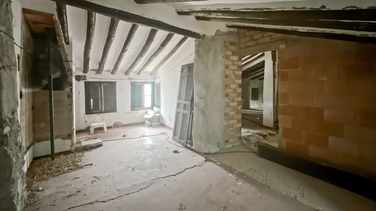 Appartement te koop in Villanueva del Rosario | 9 slaapkamers H5287831