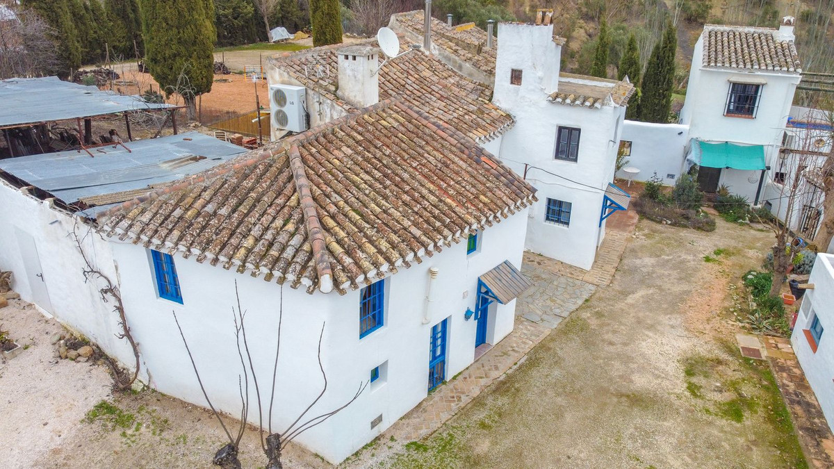 Appartement te koop in Villanueva del Rosario | 9 slaapkamers H5287831