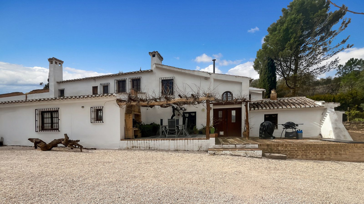 Appartement te koop in Villanueva del Rosario | 9 slaapkamers H5287831