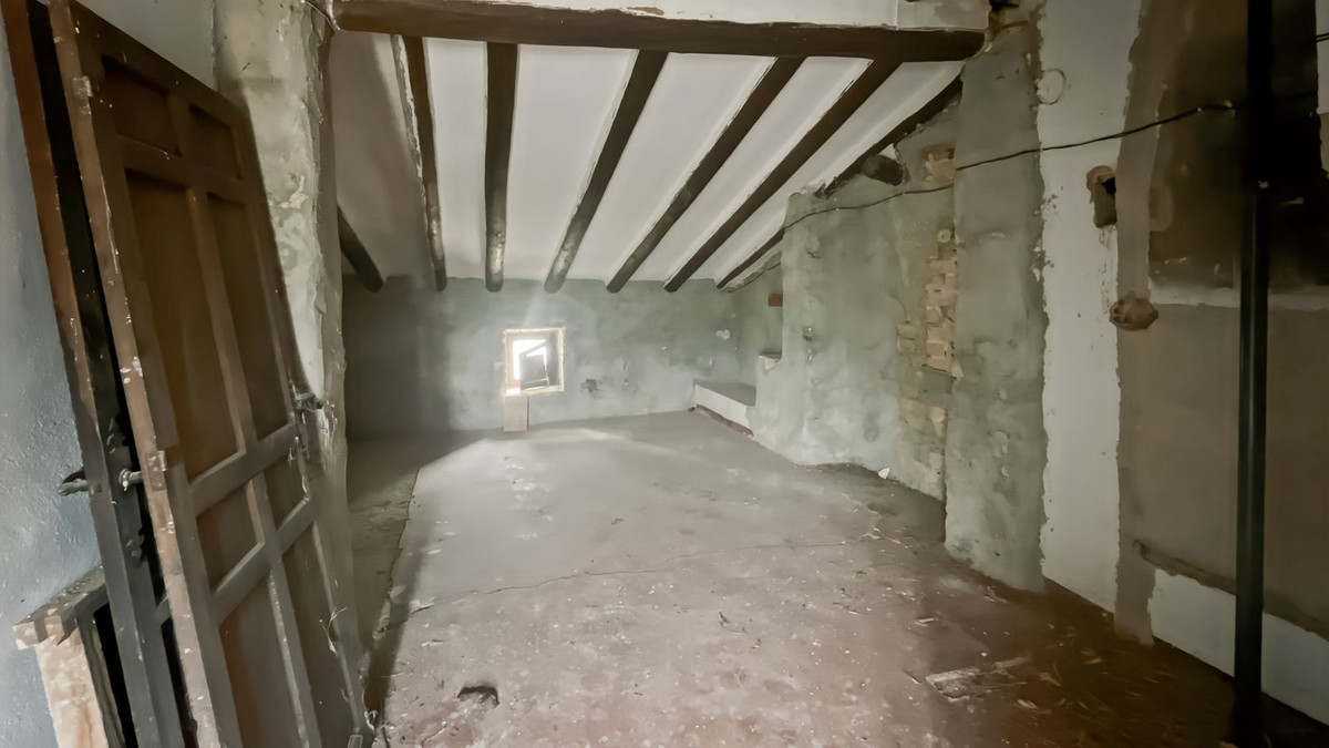 Appartement te koop in Villanueva del Rosario | 9 slaapkamers H5287831