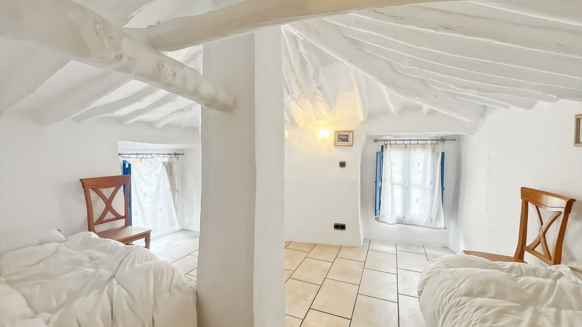 Appartement te koop in Villanueva del Rosario | 9 slaapkamers H5287831