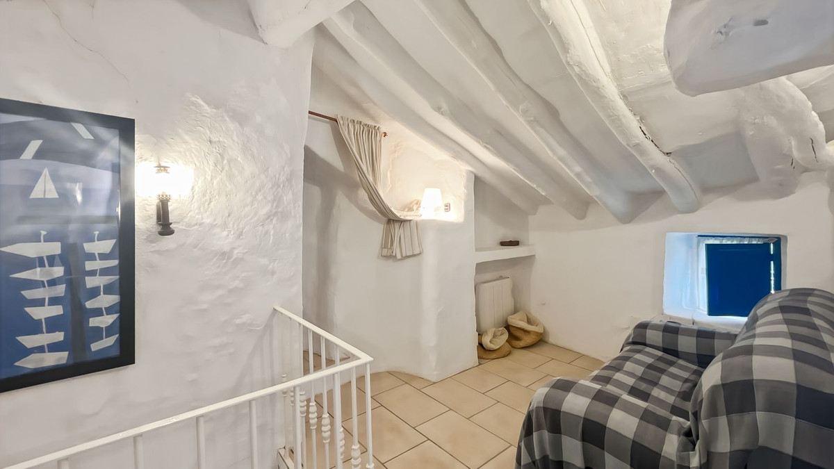 Appartement te koop in Villanueva del Rosario | 9 slaapkamers H5287831