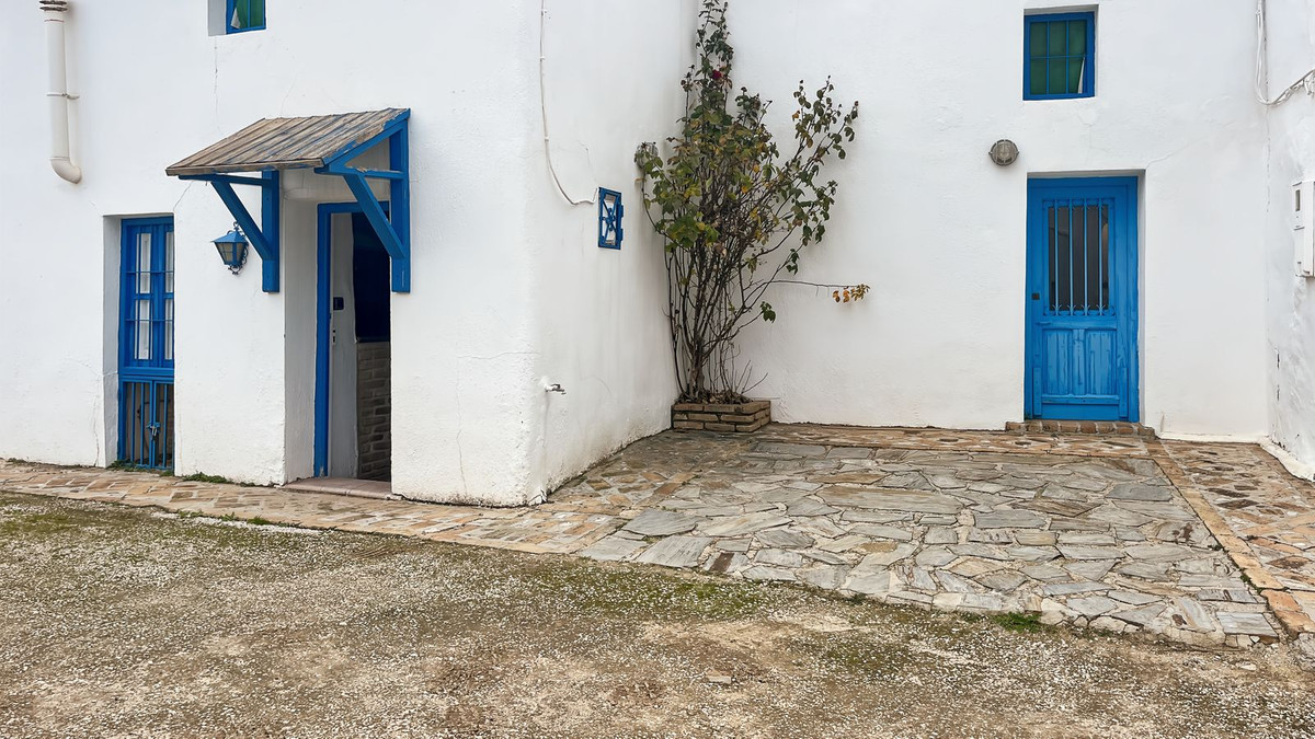 Appartement te koop in Villanueva del Rosario | 9 slaapkamers H5287831