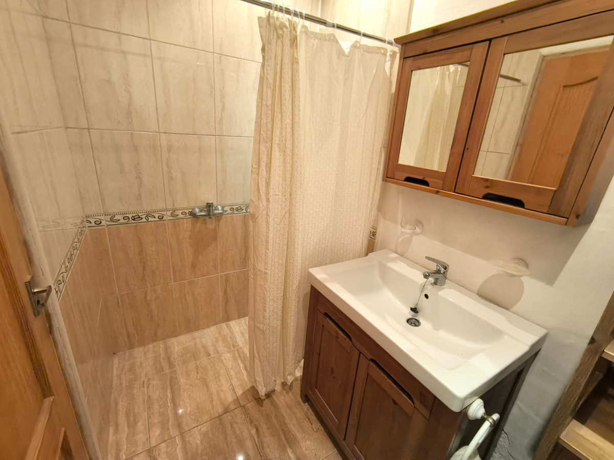 Huis te koop in Villena | 4 slaapkamers H5296093