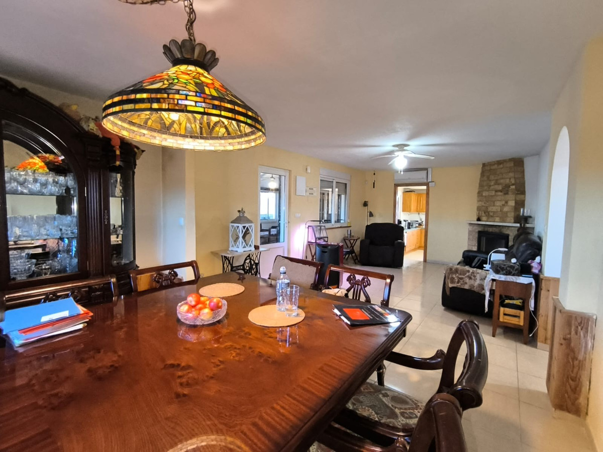 Appartement te koop in Villena | 5 slaapkamers H5393590