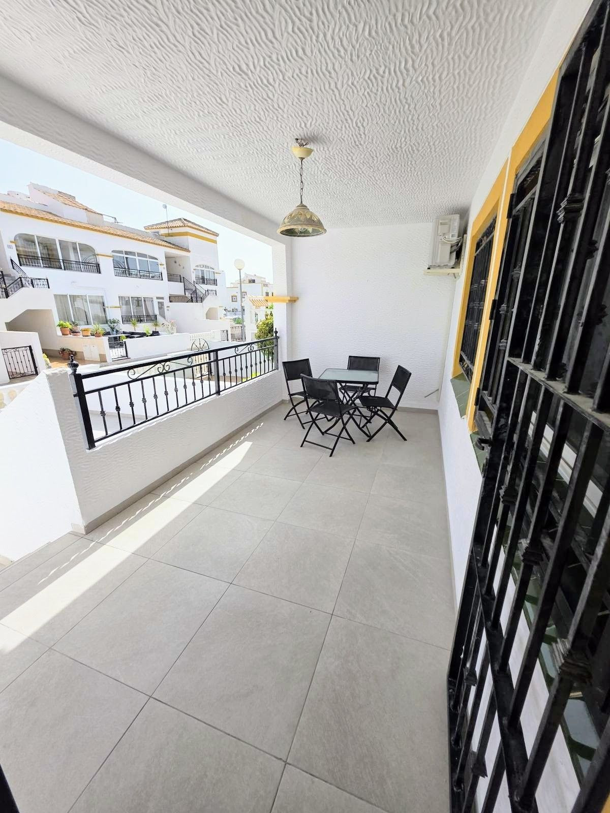 Appartement te koop in Vista Bella Golf | 2 slaapkamers H5211625