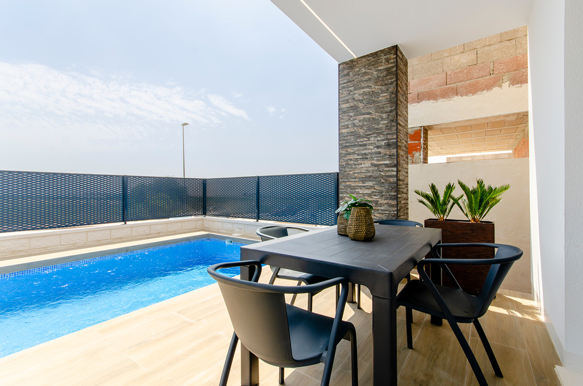 Huis te koop in Vista Bella Golf | 3 slaapkamers H5398696