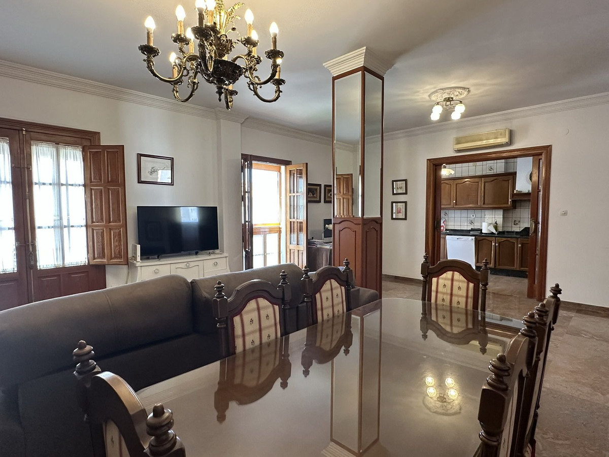 Huis te koop in Vélez-Málaga | 5 slaapkamers H5137576