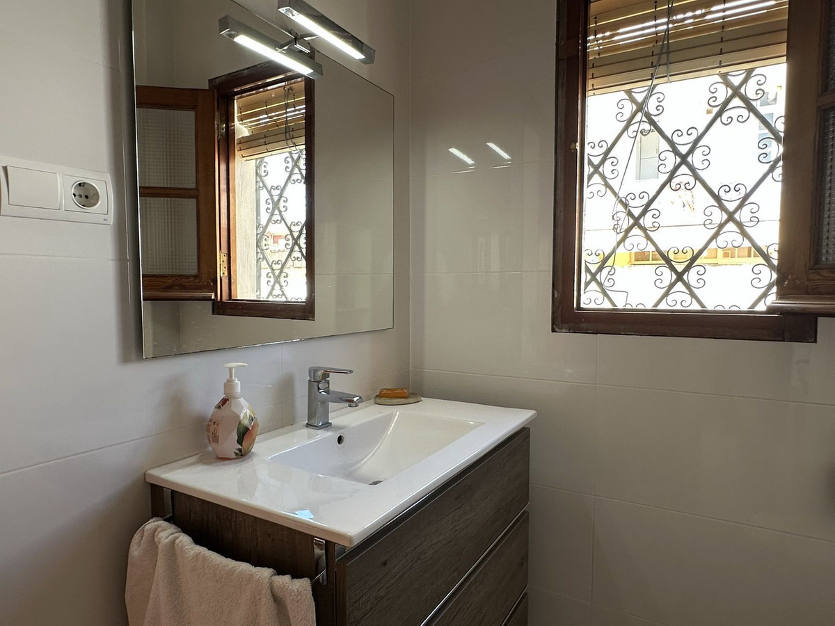 Huis te koop in Vélez-Málaga | 5 slaapkamers H5137576