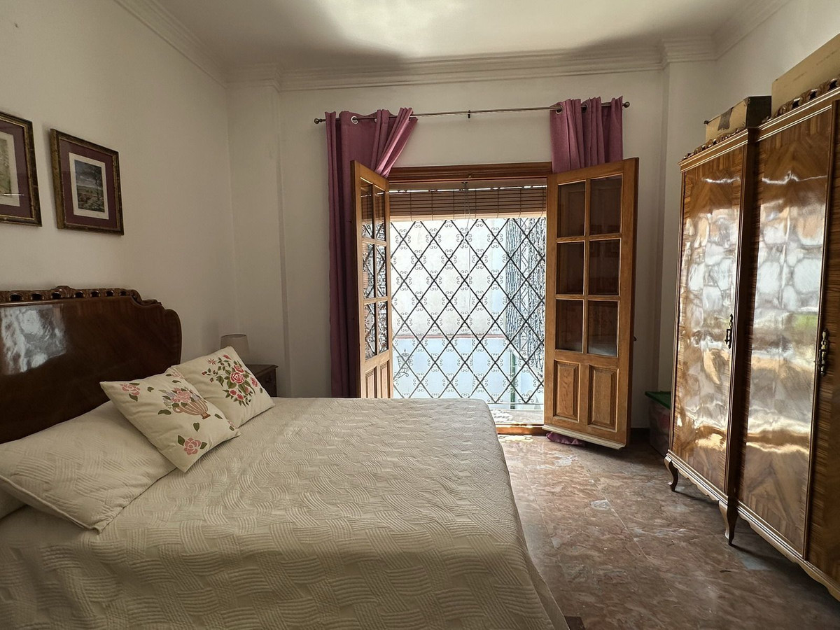 Huis te koop in Vélez-Málaga | 5 slaapkamers H5137576