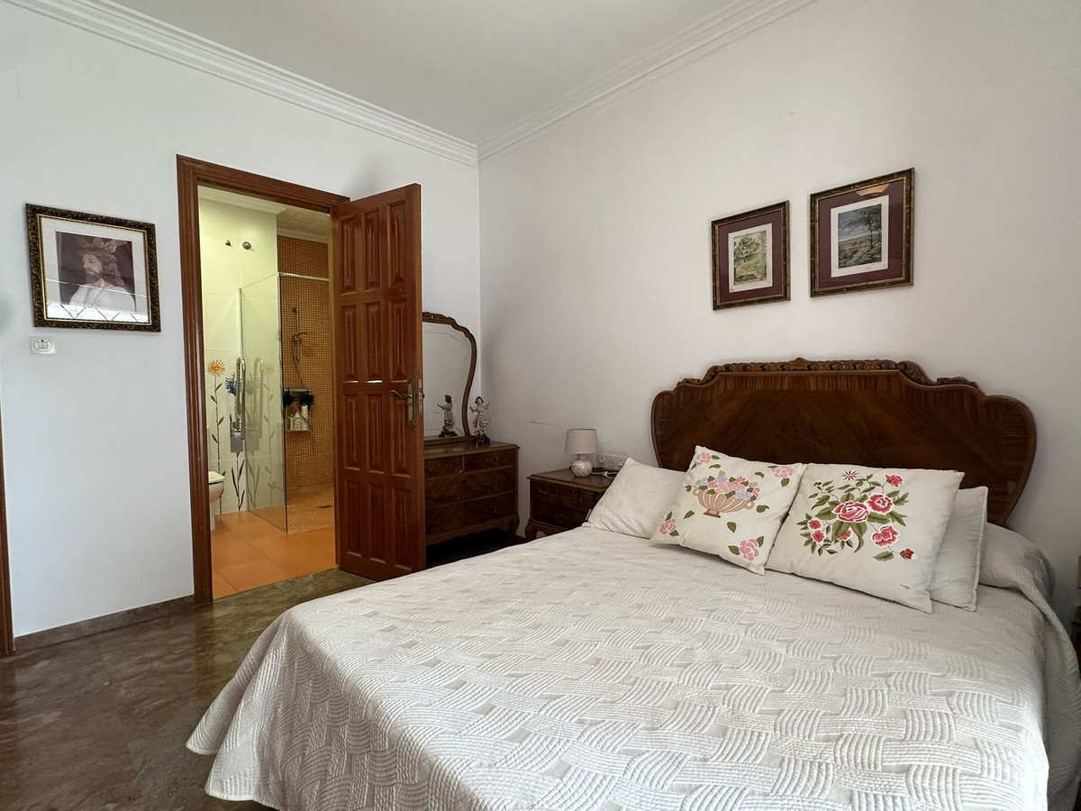 Huis te koop in Vélez-Málaga | 5 slaapkamers H5137576