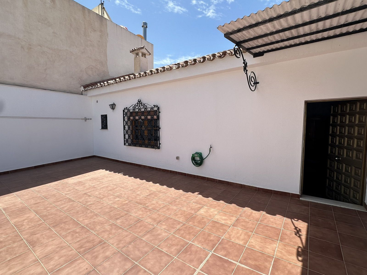 Huis te koop in Vélez-Málaga | 5 slaapkamers H5137576