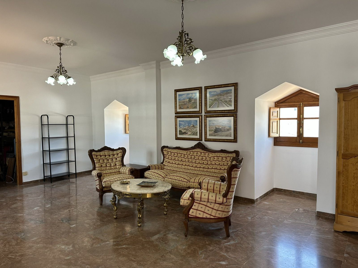 Huis te koop in Vélez-Málaga | 5 slaapkamers H5137576